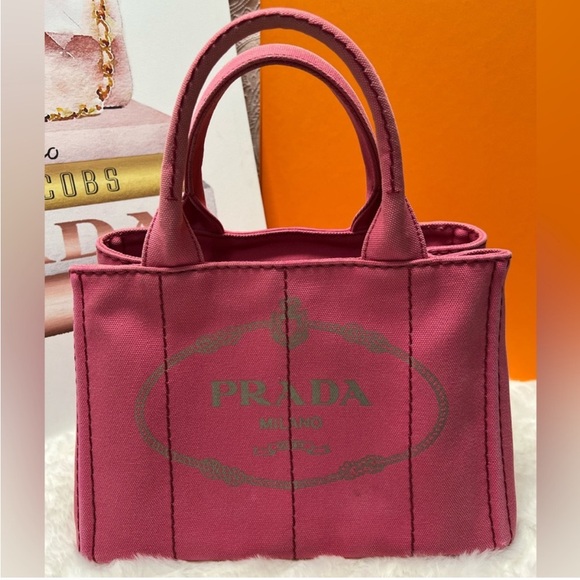 Prada 🩷 - Picture 1 of 8